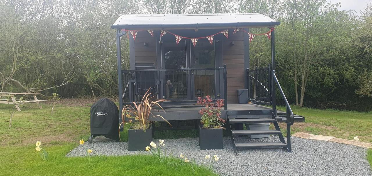 Peppercorn Pod At Beck House Glamping Hotel Salmonby Exterior foto