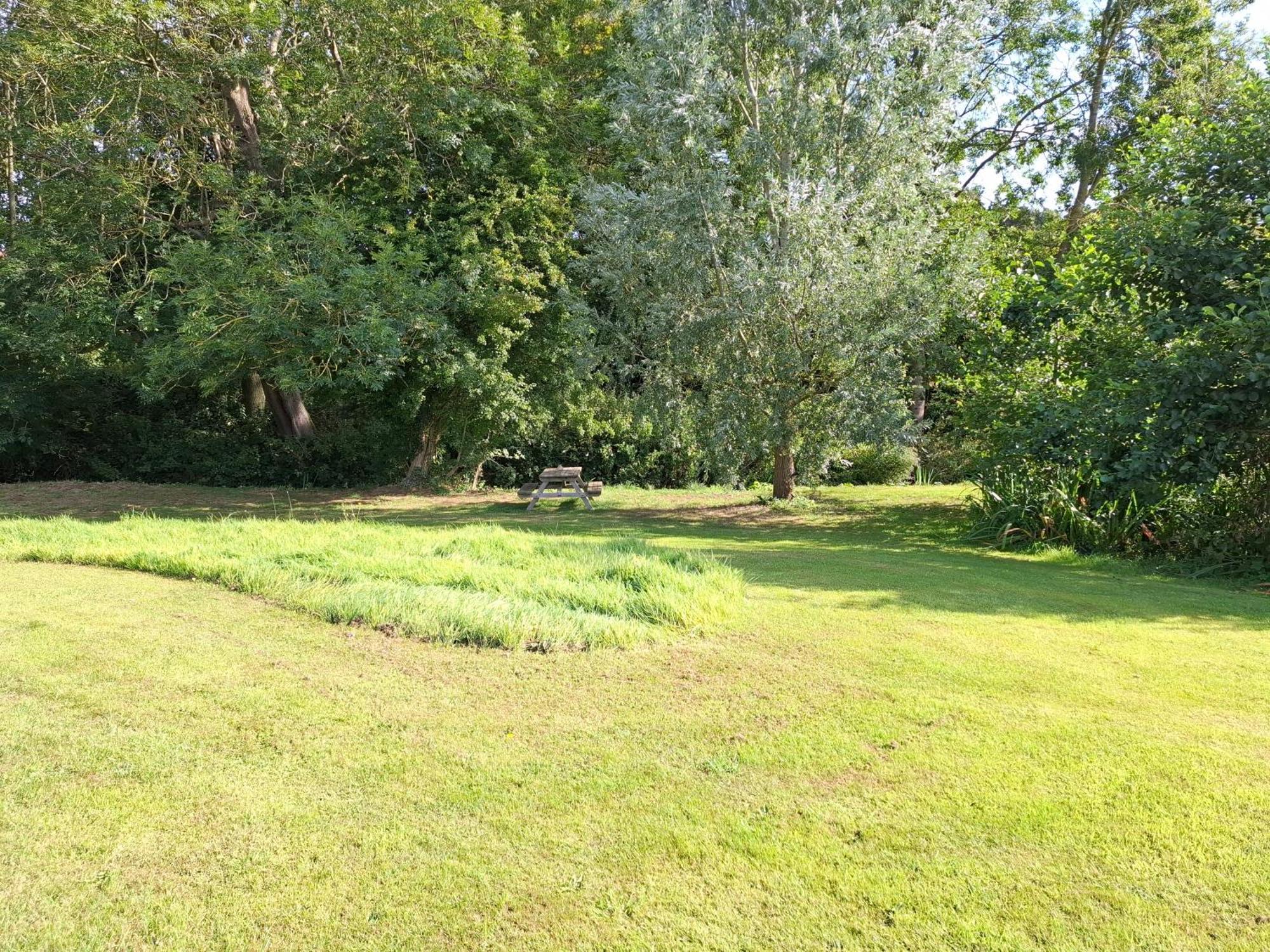 Peppercorn Pod At Beck House Glamping Hotel Salmonby Exterior foto